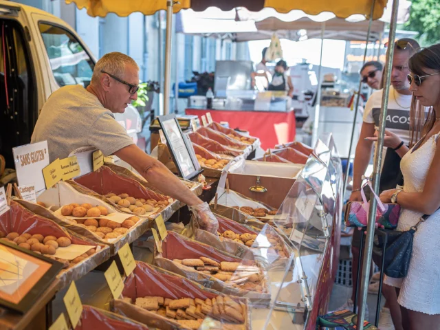 Marché de Vaison-la-Romaine