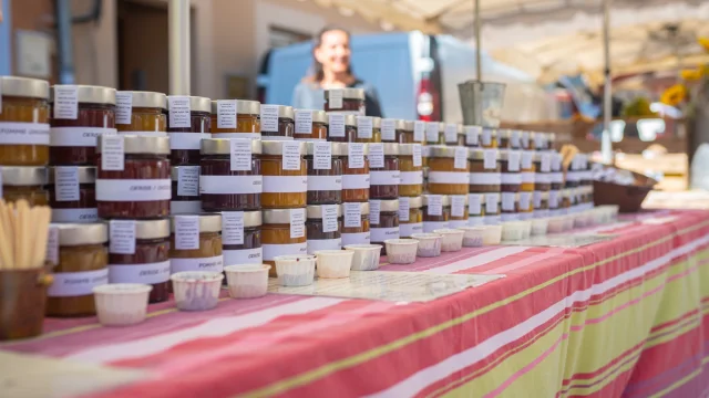 Marché de Vaison-la-Romaine - Dorian VENZI - le 07/07/2020