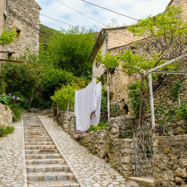 Village de la vallée du Toulourenc