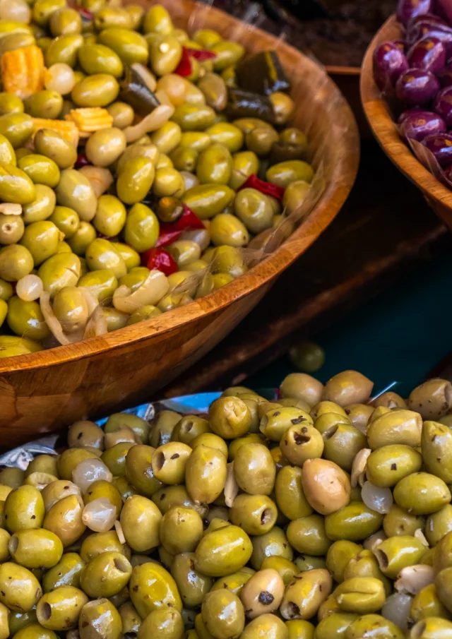 Vaison La Romaine walk - olives