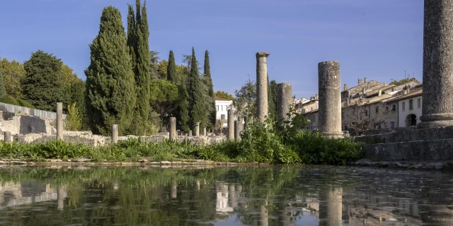 Les sites antiques de Vaison-la-Romaine en automne