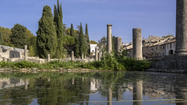 Les sites antiques de Vaison-la-Romaine en automne