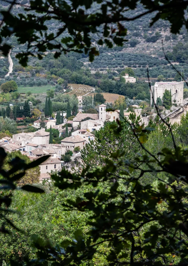 Village de Mollans en Automne