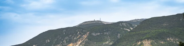 Blick auf die Nordseite des Mont Ventoux