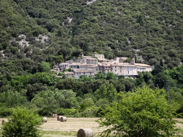 Village de st Leger au Printemps