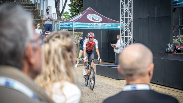 Start of the GF Mont Ventoux 2023 pro race