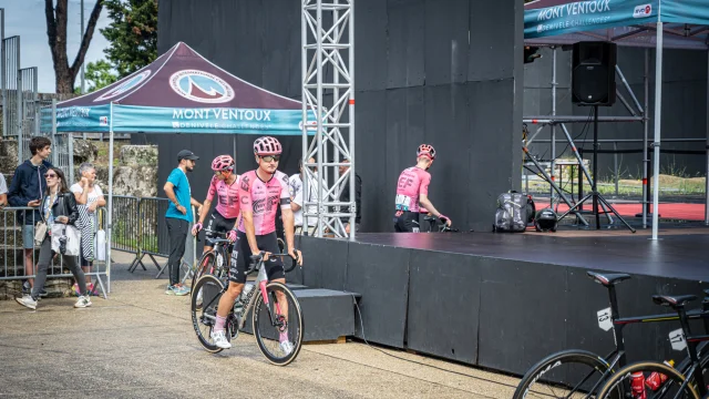 Start of the GF Mont Ventoux 2023 pro race