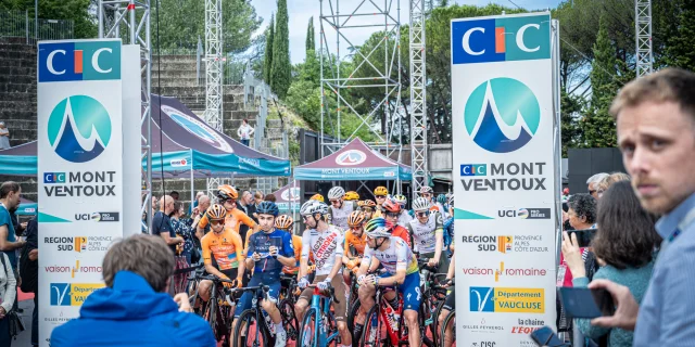 Start of the GF Mont Ventoux 2023 pro race