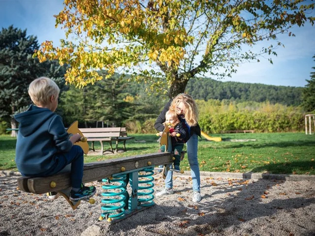 Famille parc jeux