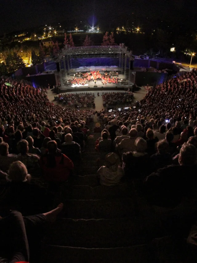 Bertrand Vinsu Choralies Vaison La Romaine 2013