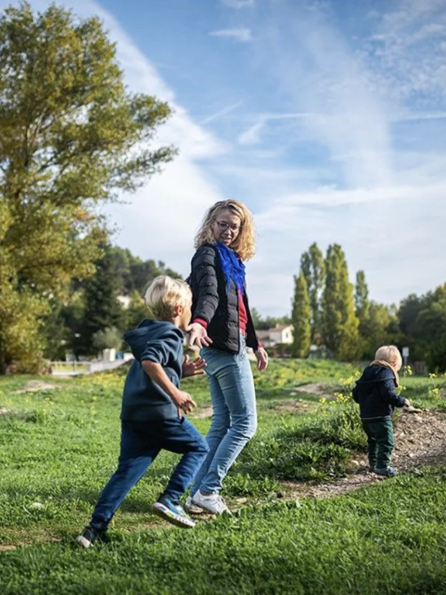 Famille parc enfants