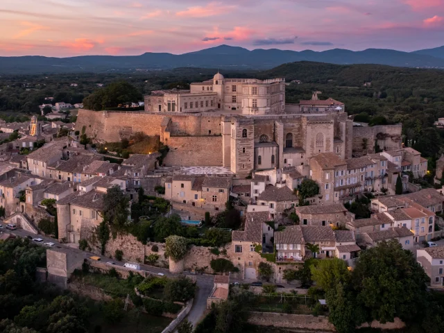 Drôme Provençale - Village de Grignan