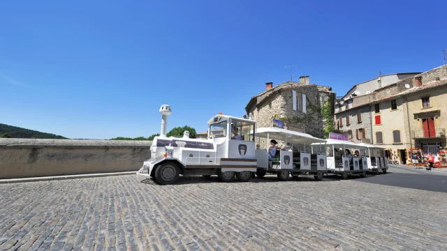 Petit train touristique de Vaison-la-Romaine