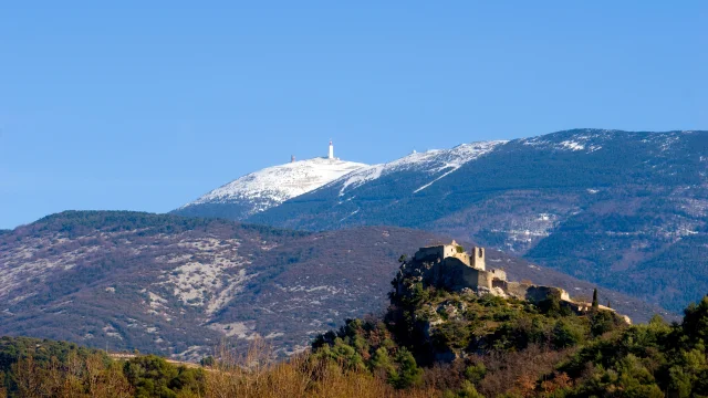 Le Mont-Ventoux depuis Entrechaux