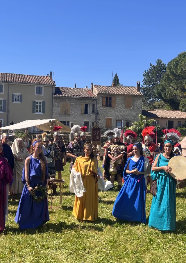 Cérémonie Romaine Centenaire de Vaison-la-Romaine