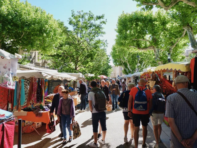 Vaison-la-Romaine markt