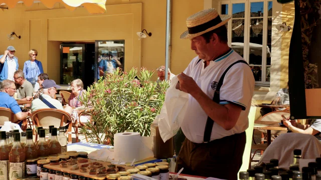 Marché de Vaison-la-Romaine