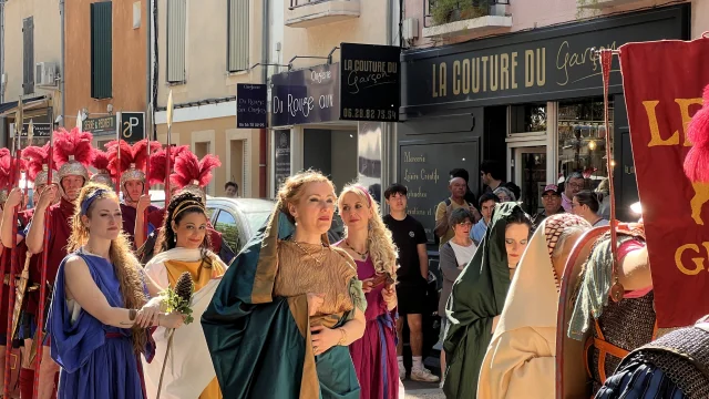 Parade Romaine Centenaire Vaison-la-Romaine