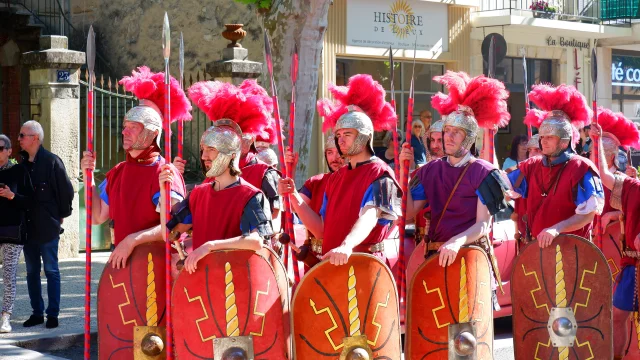 Parade Romaine Centenaire Vaison-la-Romaine