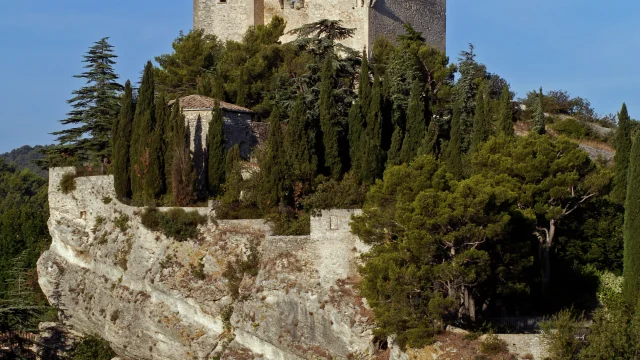 Vue sur le château de Vaison-la-Romaine