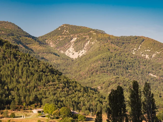 Le vallée du Toulourenc à l'Aube