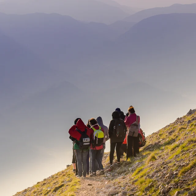 Wanderung zum Sonnenaufgang auf dem Gipfel des Mont Ventoux