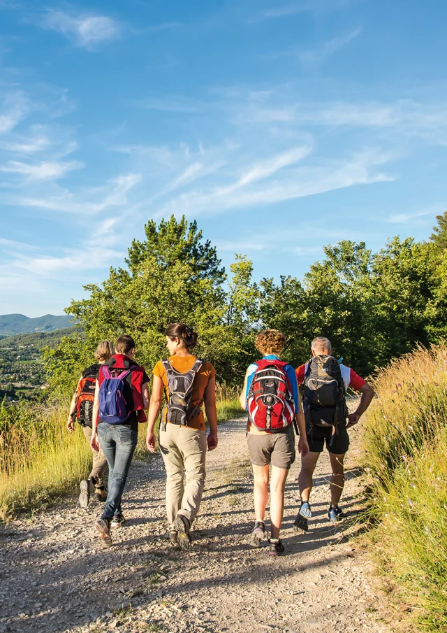 Wanderung in den Hügeln von Crestet