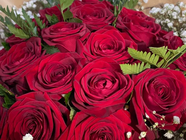 Bouquet De Roses Rouges